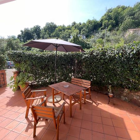 Appartamento Comodo Per Lerici E 5 Terre Piano di Follo Exteriör bild